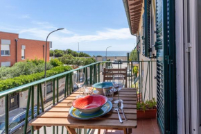 Modern Sea View Apartment with Balcony
